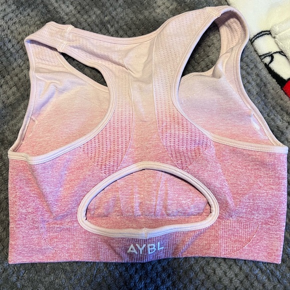 like new - Picture 2 of 2